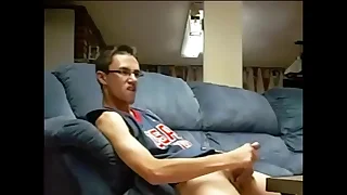 Young man gozando na cam